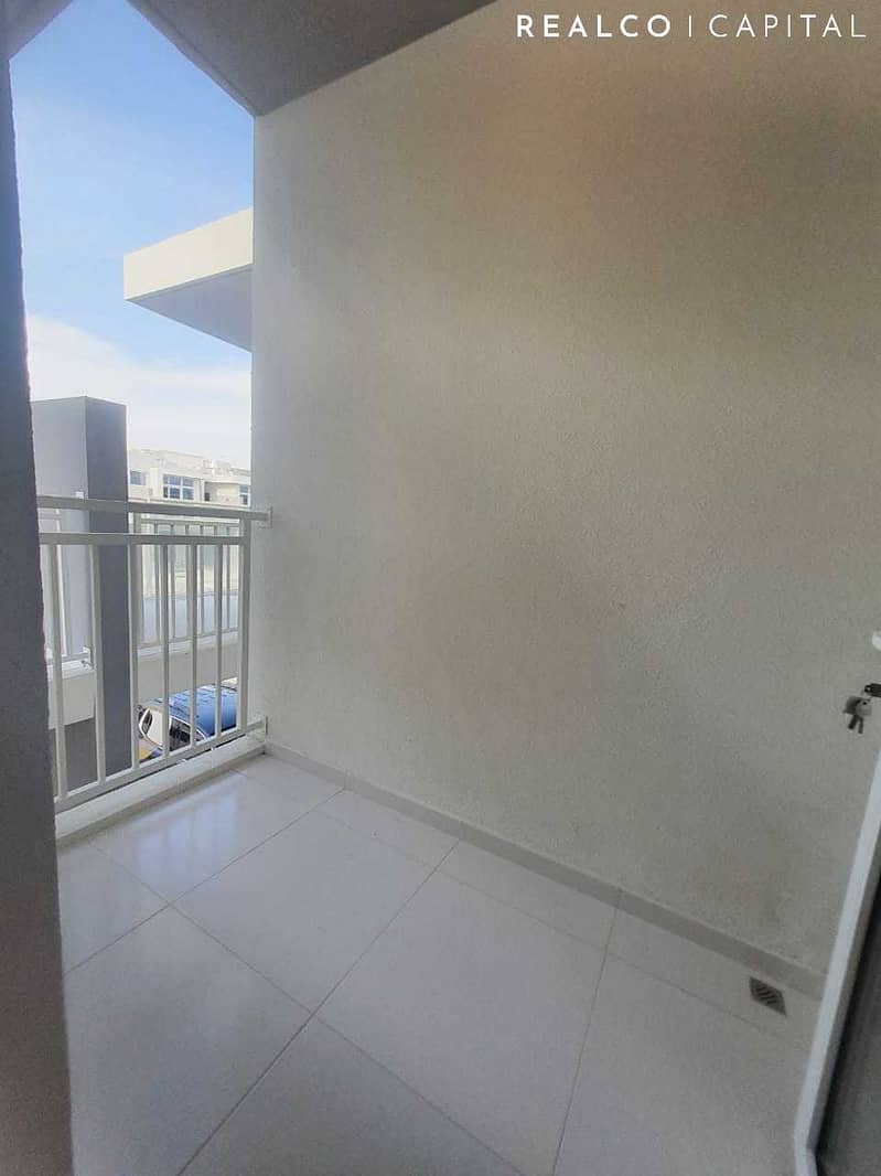 SEMI FURNISHED 3 BEDROOM TOWN HOUSE FOR RENT - Image 10