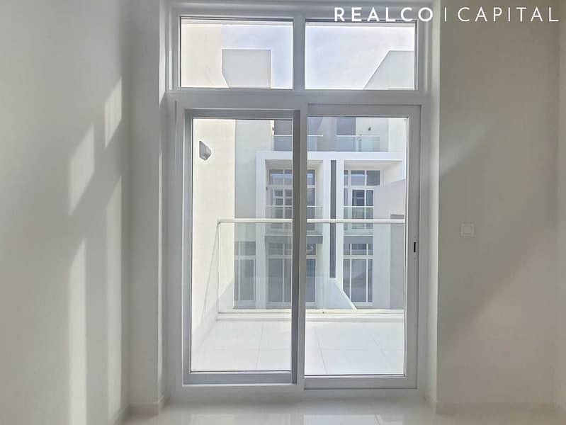 SEMI FURNISHED 3 BEDROOM TOWN HOUSE FOR RENT - Image 12