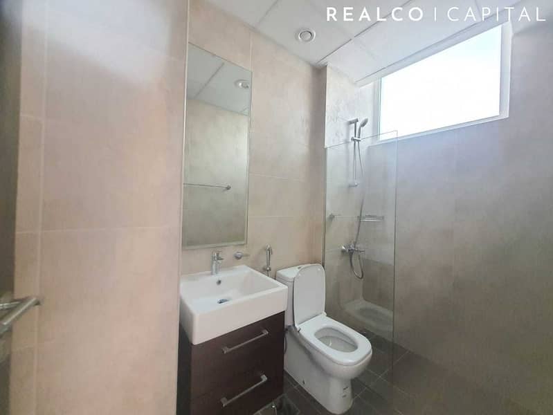 SEMI FURNISHED 3 BEDROOM TOWN HOUSE FOR RENT - Image 18