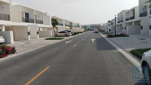 3 Bedroom Villa for Rent in Town Square, Dubai - PHOTO-2025-09-10-10-14-00. jpg