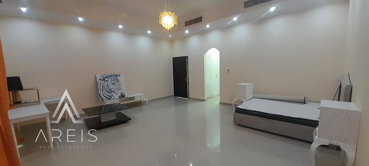 WELL MAINTAINED | SERVANT BLOCK | PRIVATE POOL | GARDEN - Image 23