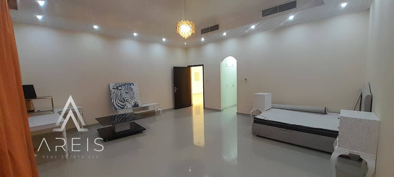 WELL MAINTAINED | SERVANT BLOCK | PRIVATE POOL | GARDEN - Image 24