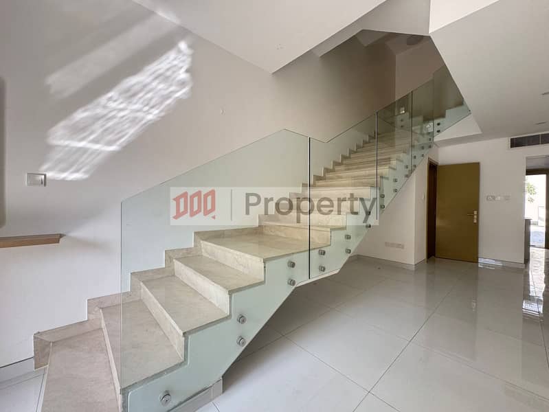 Vacant | Spacious | Prime Location - Image 14