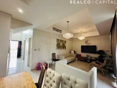 3 Bedrooms + Maid : Luxury Furnished : Single row