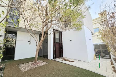 5 Bedroom Villa for Rent in Al Barsha, Dubai - 5 Bedroom + Maid | 5000 sqft Plot | Vacant