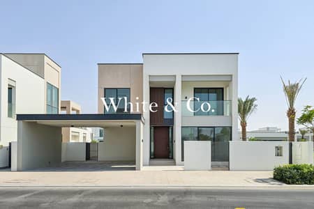 4 Bedroom Villa for Sale in Arabian Ranches 3, Dubai - On the Pool | Corner Plot | Ready to View