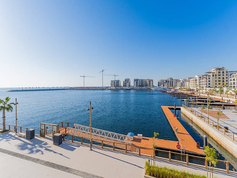 Fully Furnished | Scenic Sea Views | Maids Ensuite