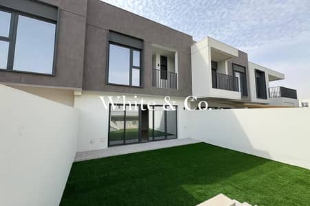 3 Bedroom Villa for Rent in Dubai South, Dubai - Single Row | Amenity Facing | Landscaped