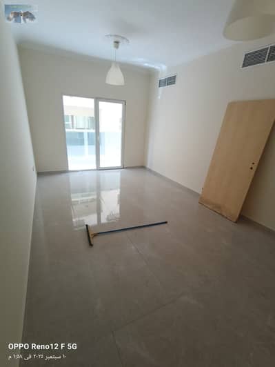 2 Bedroom Flat for Rent in Al Jurf, Ajman - صورة واتساب بتاريخ 1447-03-18 في 16.38. 48_9b362644. jpg