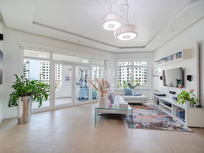 3 Bedroom Apartment for Sale in Palm Jumeirah, Dubai - Furnished And Upgraded | Vacant On Transfer