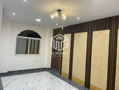 فرصة استثمارية مميزة – شقة بغرفة نوم وصالة للبيع في قلب الشارقة – كورنيش البحيرة (المجاز 1) مقابل مسجد النور