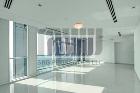 3 Cпальни Апартаменты в аренду в Шейх Зайед Роуд, Дубай - Living1. jpg