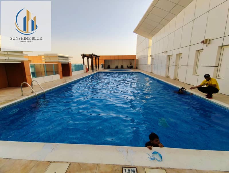 CHILLER FREE,1 BEDROOM WITH TERRACE , READY TO MOVIE