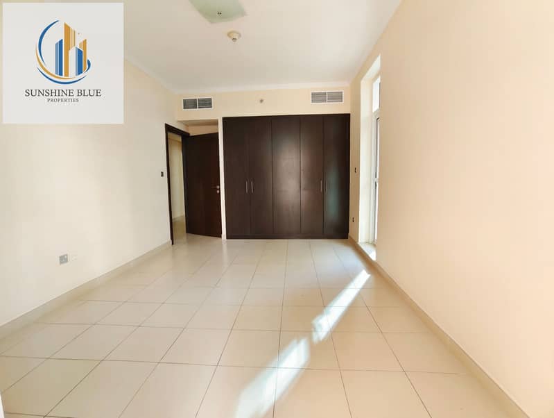 CHILLER FREE,1 BEDROOM WITH TERRACE , READY TO MOVIE - Image 7