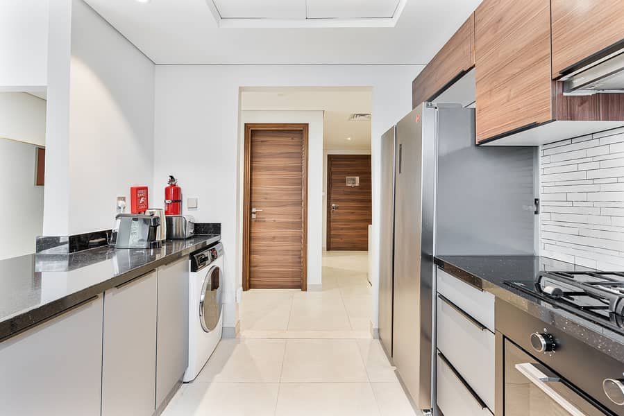 11 Full Kitchen (4). jpeg