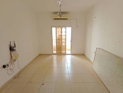 Studio for Rent in Al Qasimia, Sharjah - IMG_20250911_104449806_MFNR. jpg