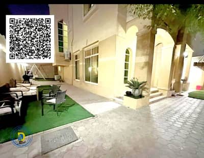 5 Bedroom Villa for Sale in Al Rawda, Ajman - صورة واتساب بتاريخ 1447-03-18 في 23.01. 01_103947ba. jpg