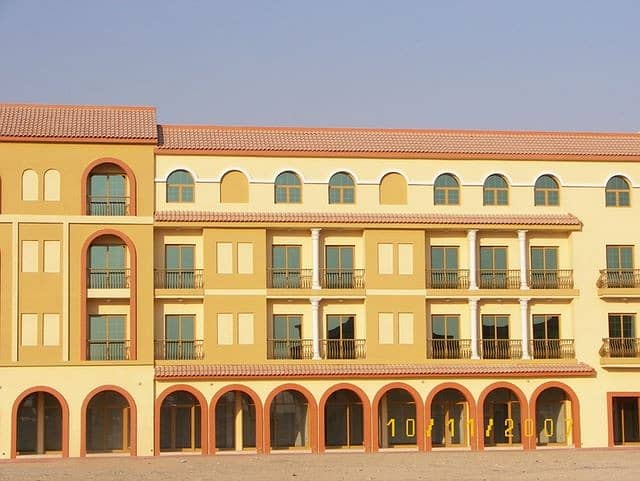 شقة في طراز إسبانيا المدينة العالمية 1 غرف 32000 درهم - 4233991 شقة في طراز إسبانيا المدينة العالمية 1 غرف 32000 درهم - 4233991