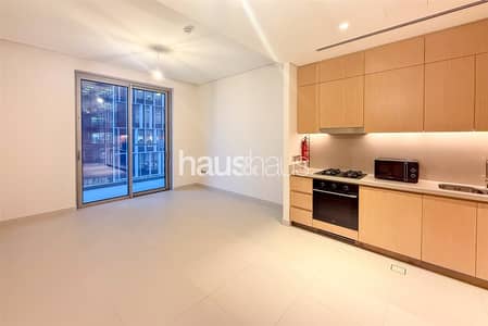 1 Bedroom Flat for Sale in Downtown Dubai, Dubai - Dubai Creek View | Vacant | High Floor