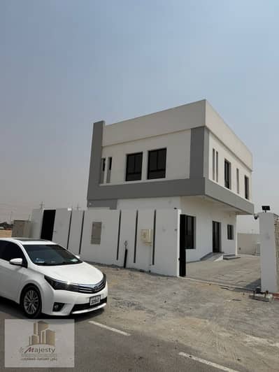 5 Bedroom Villa for Sale in Muzairah, Sharjah - 5126cd3e-aecd-4c4b-8379-00ab8faafb97. jpeg