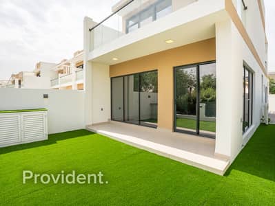 4 Bedroom Villa for Sale in DAMAC Hills, Dubai - Corner Unit | Single Row | Facing The Park