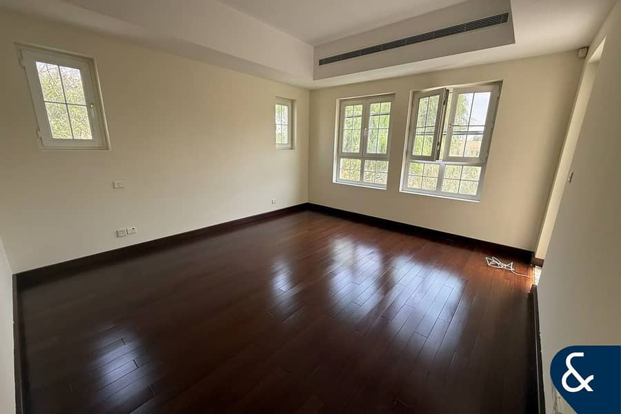 Partially Upgraded | Single Row | 4 Beds - Image 8