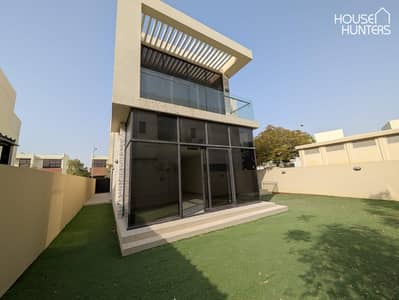 5 Bedroom Villa for Rent in DAMAC Hills, Dubai - Sky-High Luxury | 5-Bedroom Villa | Prime Location