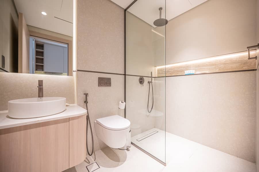 WEROVA - Modern Studio Apartment for Rent | Fully Furnished - Image 14