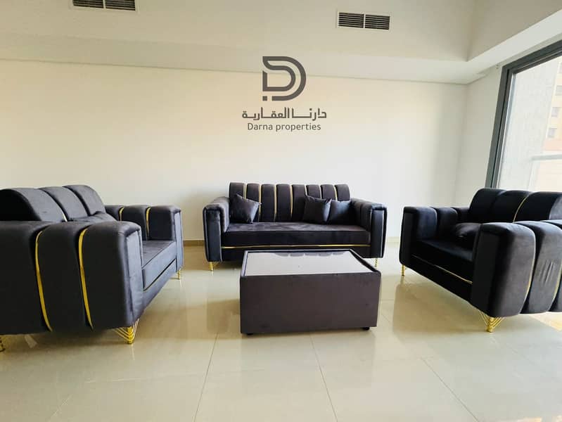 2 db186d72-ff14-46a3-8d38-3bc84cd61791. jpg