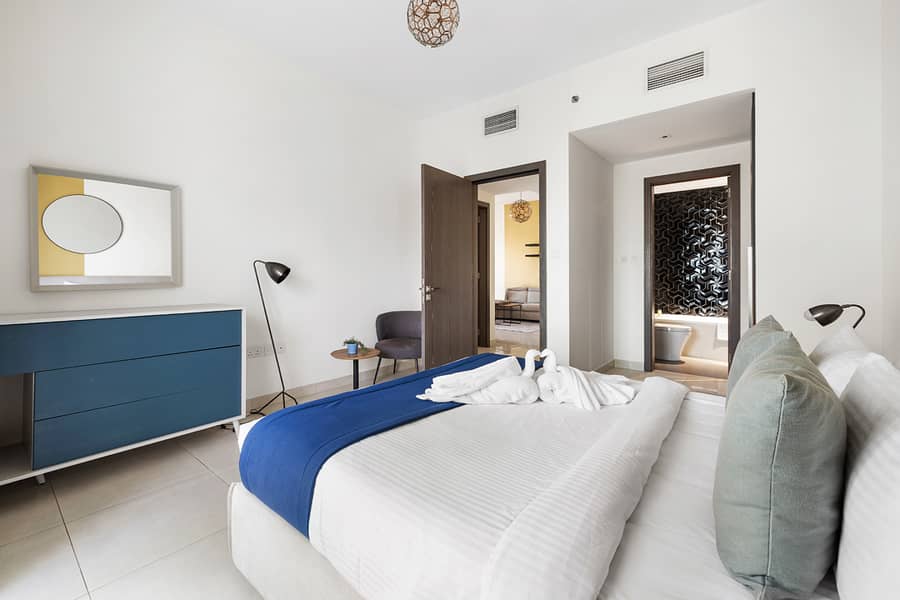 Spacious 2BR | Premium Amenities | Prime Location - Image 23