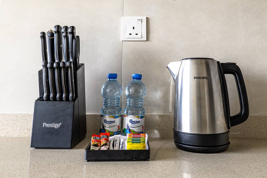 Spacious 2BR | Premium Amenities | Prime Location - Image 28