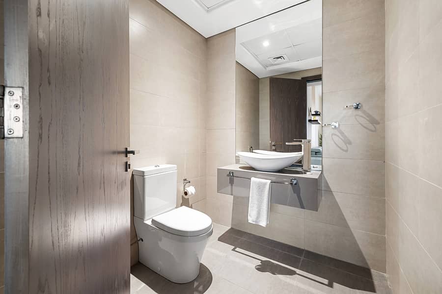 Spacious 2BR | Premium Amenities | Prime Location - Image 50