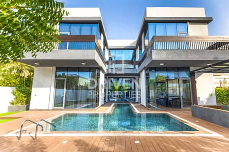 7 Bedroom Villa for Sale in Jumeirah Park, Dubai - Upgraded Villa | Modern Style | Brand New