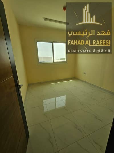 مکتب  للايجار في الجرف، عجمان - IMG-20250911-WA0295. jpg