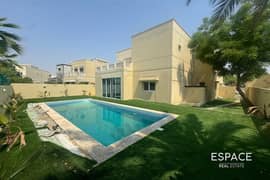 Private Pool | Fully Upgarded | Must See
