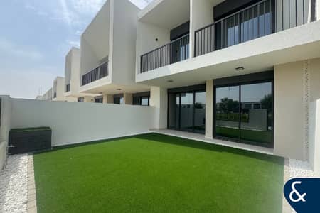3 Bedroom Flat for Rent in Town Square, Dubai - Landscaped | Single Row | Close to Exit