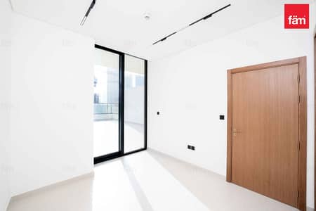 1 Bedroom Flat for Rent in Business Bay, Dubai - 1BHK/LUXURY/BRAND NEW/VACANT/SPACIOUS TERRACE