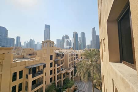 2 Bedroom Apartment for Sale in Downtown Dubai, Dubai - Ready to Move | Key In Hand | Area Specialist