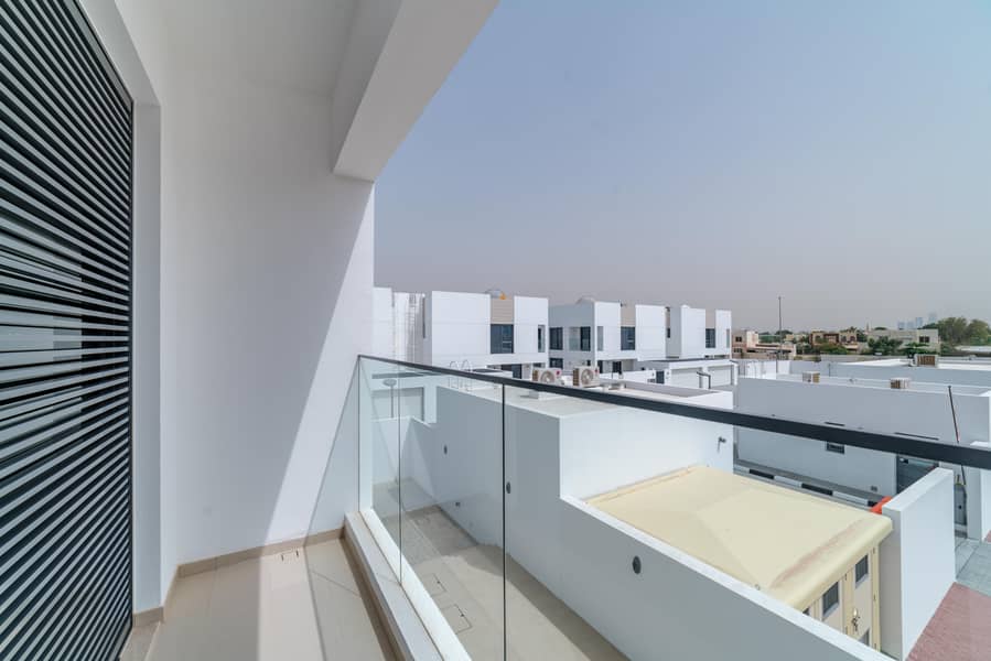 15 Villa 11 I 16 Villa Plot-28. jpg