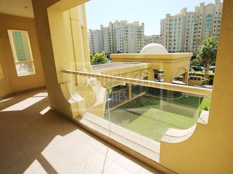 2 Beds plus Maids room for Sale in Palm Jumeirah
