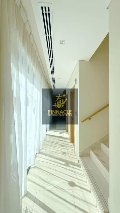 姆瓦伊莱社区， 夏尔迦 4 卧室联排别墅待售 - WhatsApp Image 2025-04-15 at 5.36. 42 PM. jpeg