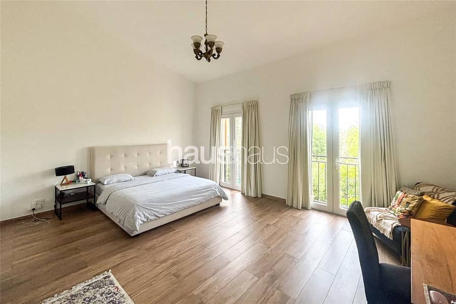 Upgraded | Quiet Location | Park Backing - Image 10