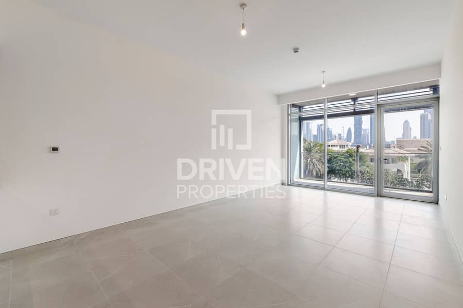 Vacant | Burj Khalifa View | Spacious Apt