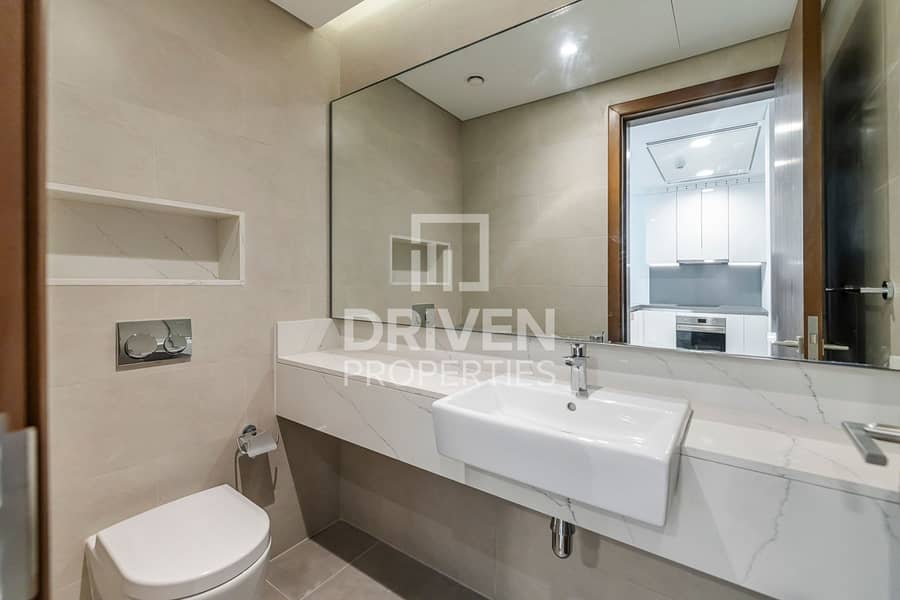 Vacant | Burj Khalifa View | Spacious Apt