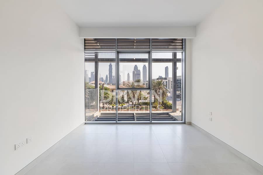 Vacant | Burj Khalifa View | Spacious Apt