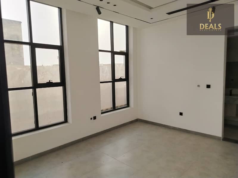 38 edac5dae-8c46-45e4-899d-8b928012bc68. jpg
