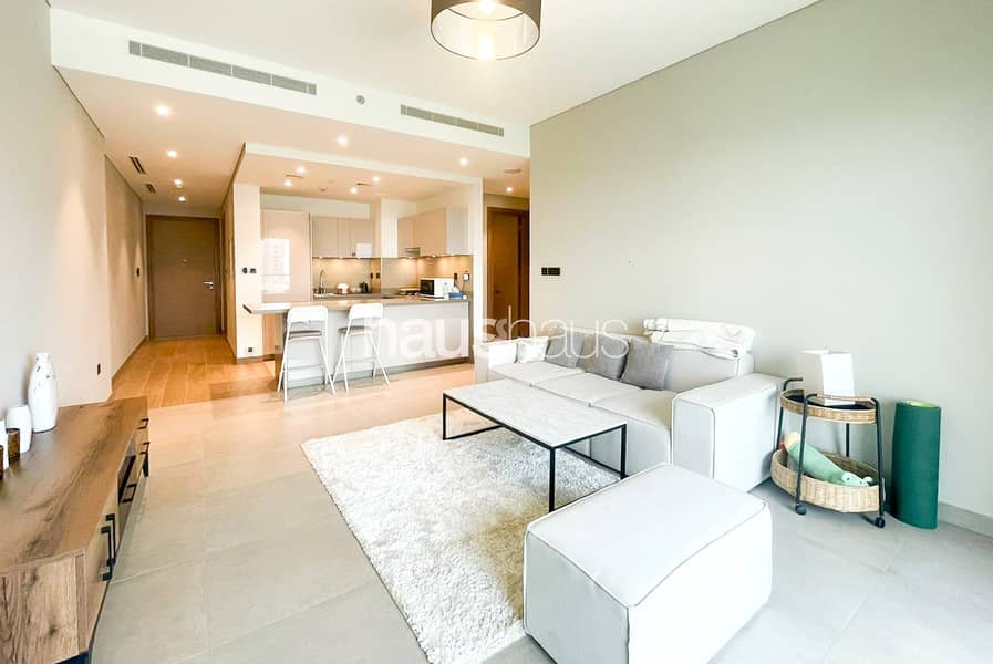 位于苏巴哈特兰社区，巨浪公寓大厦 1 卧室的公寓 1930000 AED - 12699852