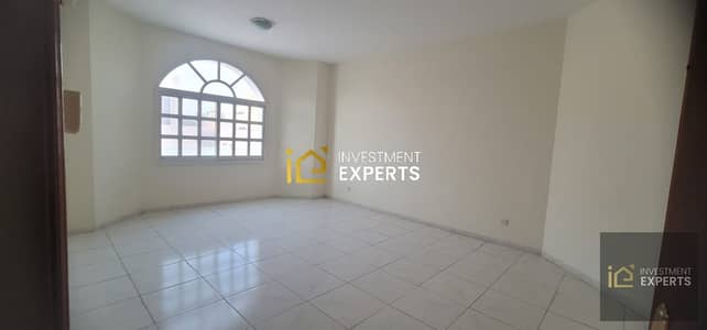 4 Bedroom Villa for Rent in Al Barsha, Dubai - 4 BR + MAID'S ROOM VILLA | HUGE PLOT | SPACIOUS