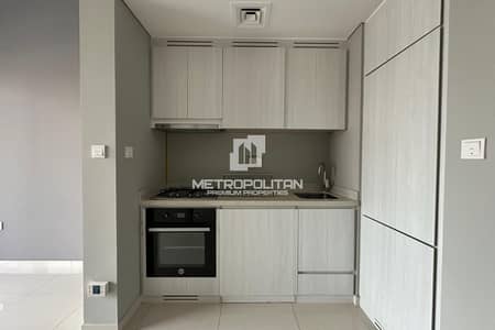 1 Bedroom Flat for Rent in Business Bay, Dubai - 1B | Vacant | Canal View | Brand New