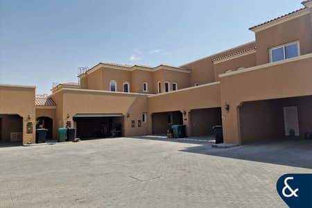 4 Bedroom Villa for Sale in Dubailand, Dubai - 4 Bedrooms + Maids | Single Row | Upgraded